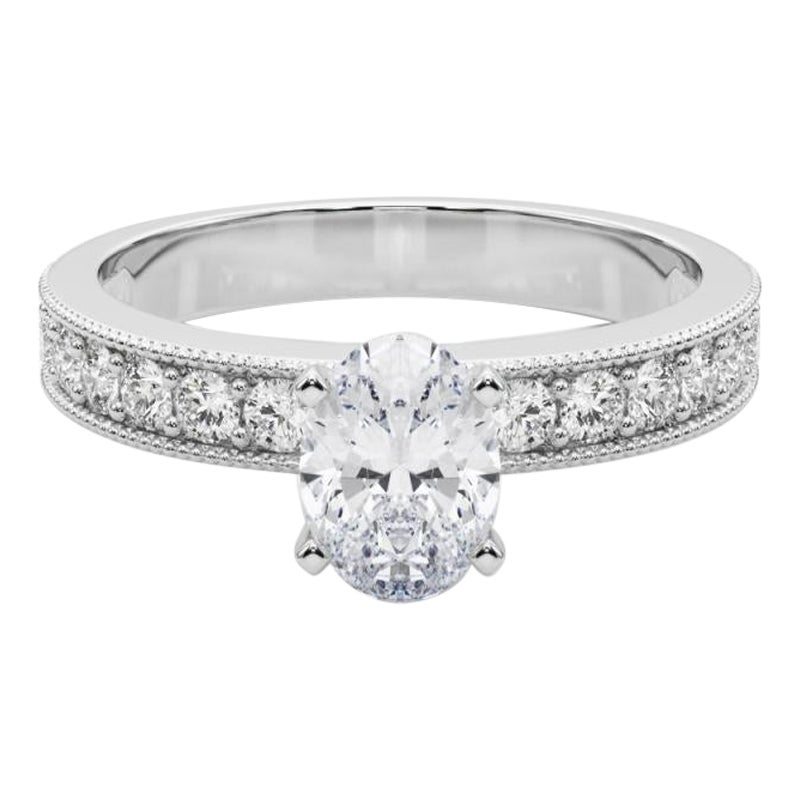 GIA 1.79 carati ovale d'epoca con canale a grana fine  Anello con diamante