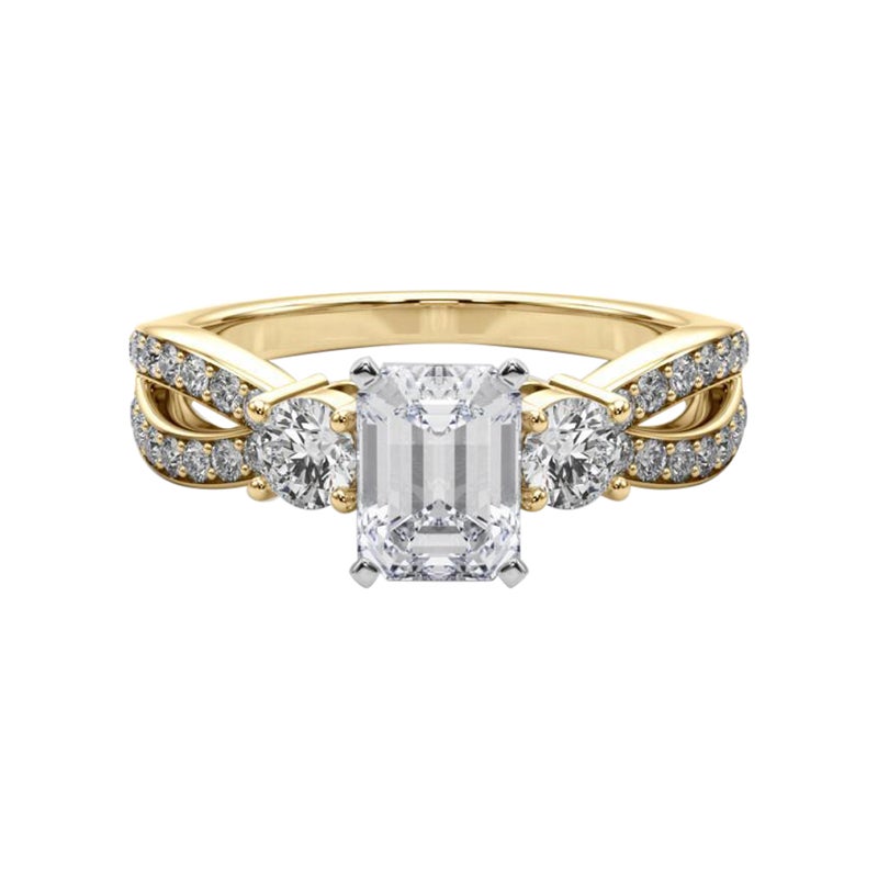 GIA Esmeralda de 1,7 ct Anillo de diamantes de oro amarillo de 18 quilates de tres piedras con vástago partido y pavé