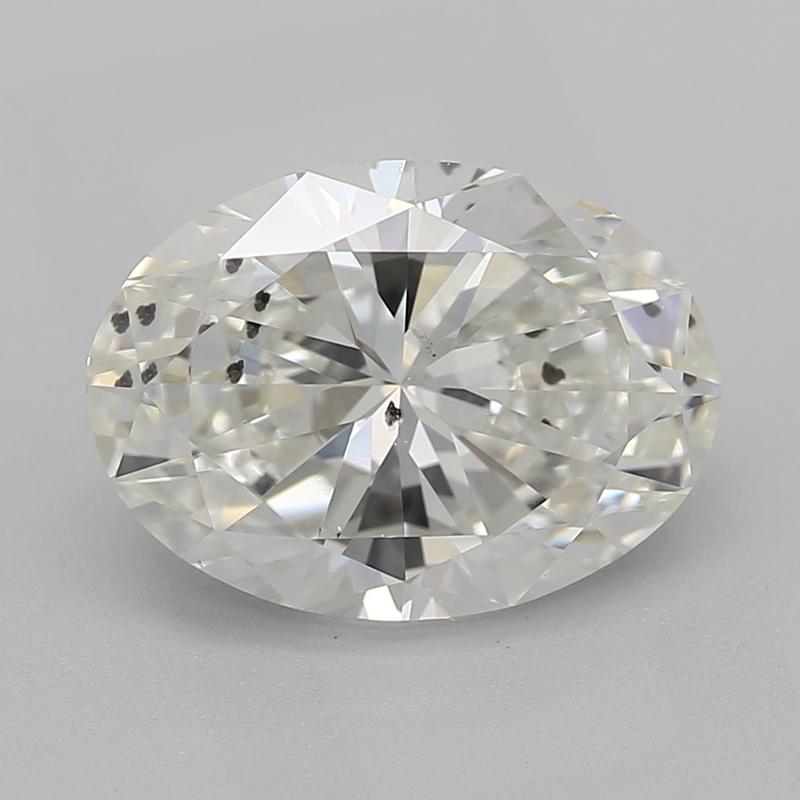 Ti presentiamo uno splendido anello con diamante che combina eleganza e raffinatezza. Al centro si trova un'affascinante pietra centrale ovale, del peso di 1,7 e con una classificazione I con SI2, che assicura un'abbagliante dimostrazione di