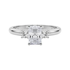 GIA 1,7ct Radiant 3-Stone Past, Present & Future Anello di diamanti in oro bianco 18K