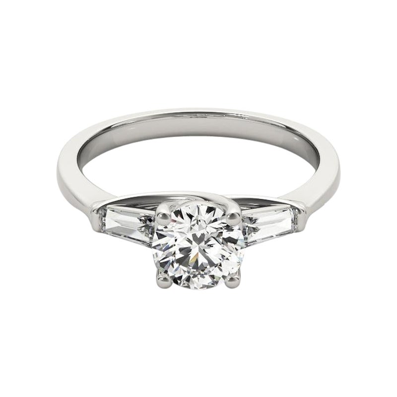 GIA 1.7ct Round
Baguette 3-Stone Twisted Prong Bague en diamant