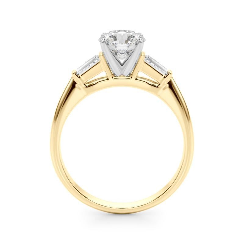 Taille ronde GIA 1,7ct Round Three-Stone Tapered Baguette 18K Yellow Gold Diamond Ring (bague à diamant en or jaune de 1,7ct) en vente