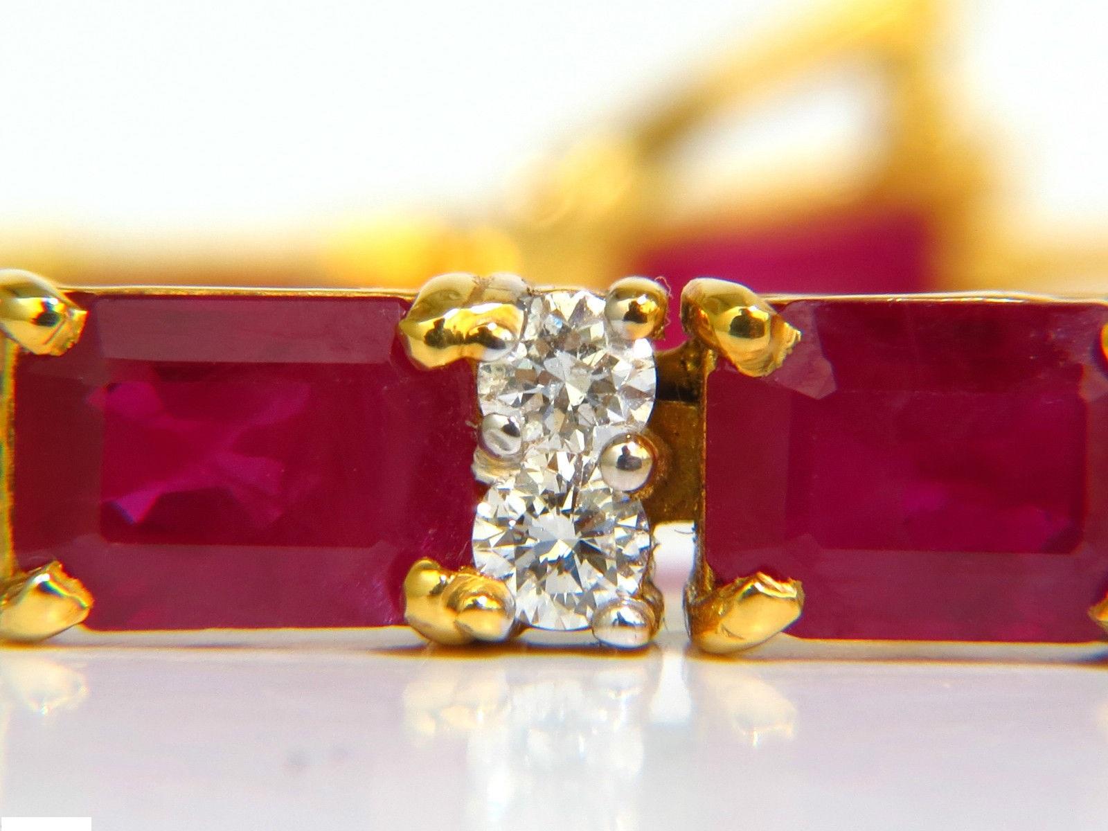 GIA 18 Karat 23,46 Karat natürlicher Rubin-Diamant-Armband, lebendiger Super-Edelstein (Smaragdschliff) im Angebot
