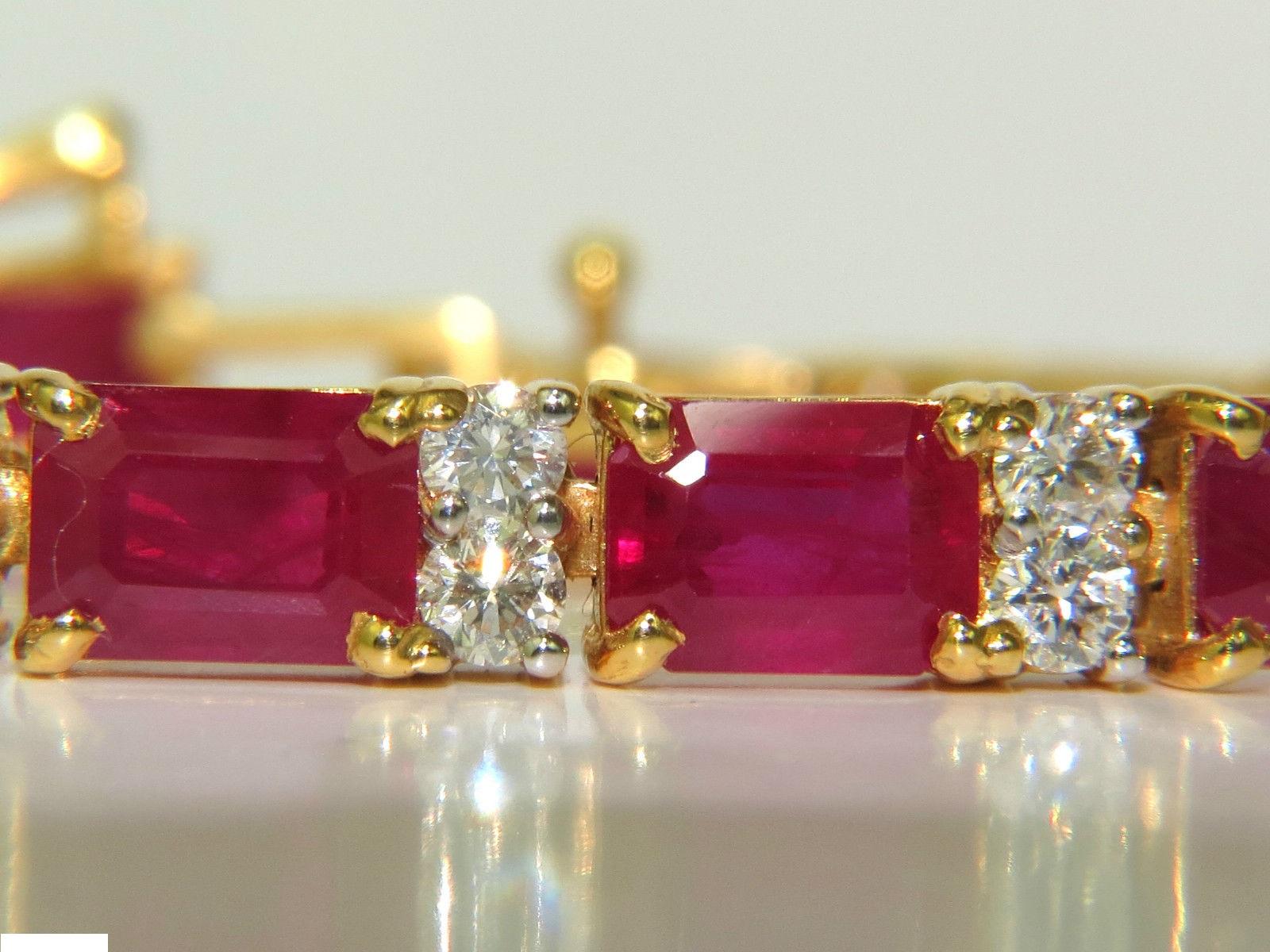 GIA 18 Karat 23.46 Carat Natural Ruby Diamond Bracelet Blood Vivid Super Gem For Sale 1