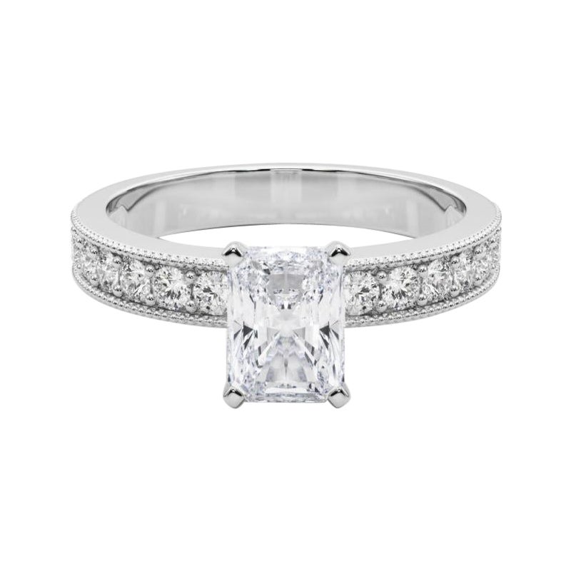 GIA 1,81 Carati Radiant Vintage Milgrain Channel Anello con diamanti in oro bianco 18K