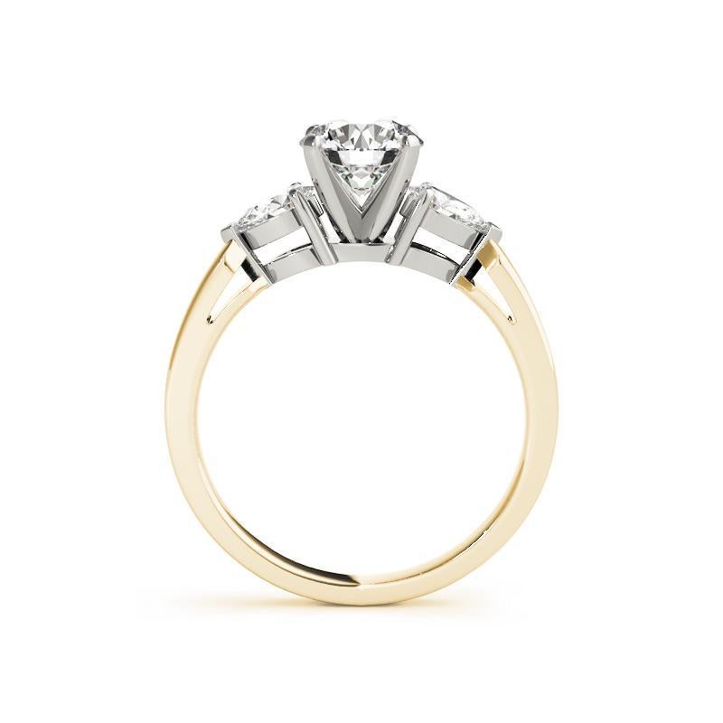 GIA 1.81 Carat Round Three-Stone East-West Pear 18K Yellow Gold Diamond Ring Neuf - En vente à New York, NY