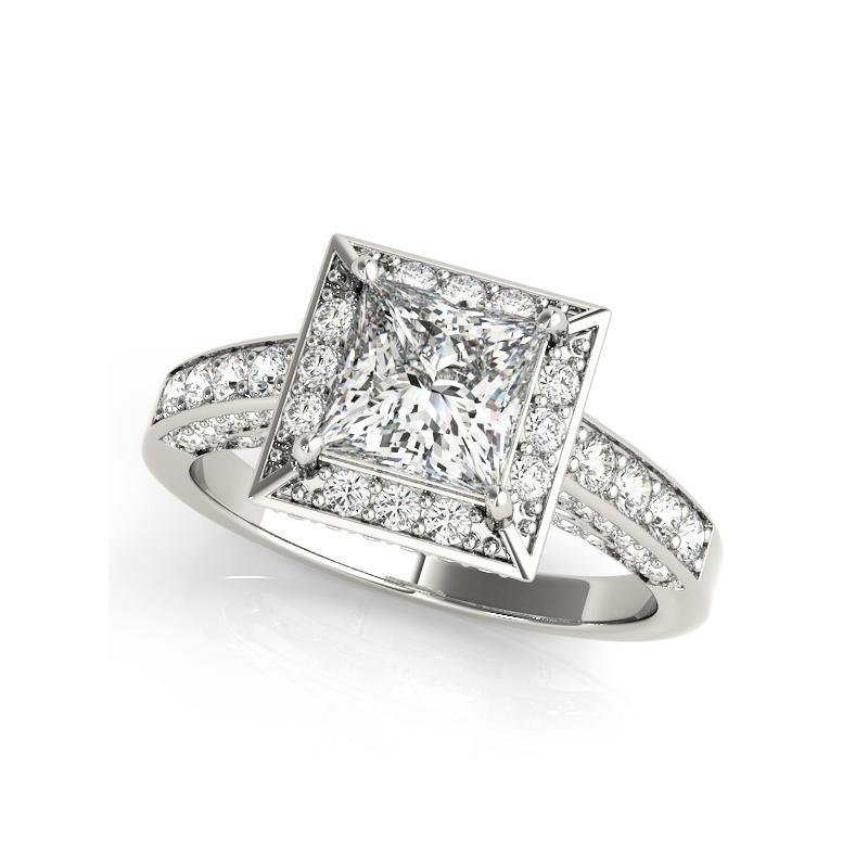 Taglio princess GIA 1,81ct Principessa con aureola nascosta di diamanti a cattedrale  Anello con diamante in vendita