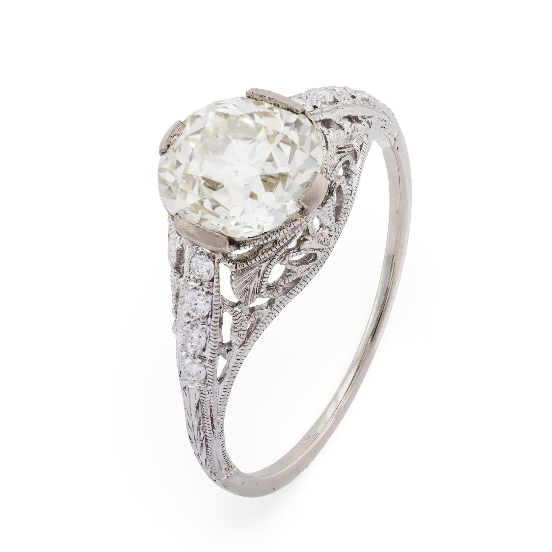 Bague de fiançailles en or blanc 14k GIA 1,82 carat diamant taille européenne ancienne en vente 5