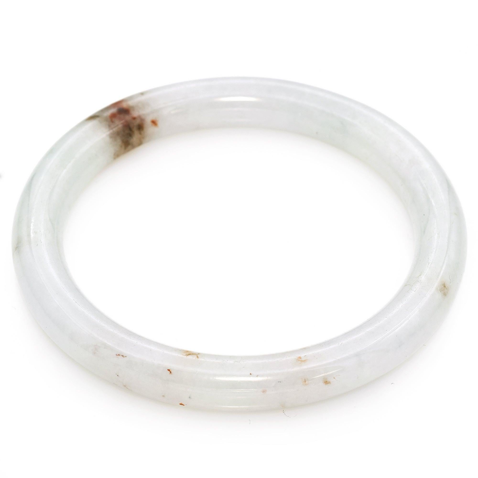 Peso: 182,95 carati
Misure: 71,87x8,37 mm
Forma: Bracciale Bangle
Trasparenza:Traslucido
Colore: grigio chiaro e marrone variegato
Descrizione articolo:Una scultura sciolta
Specie:Giada di giada
Tipo:A
Dimensioni del bracciale: 7 pollici

Articolo