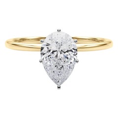 GIA Anillo de diamantes de oro amarillo de 18 quilates con solitario engastado y banda delgada de pera de 1,82 ct