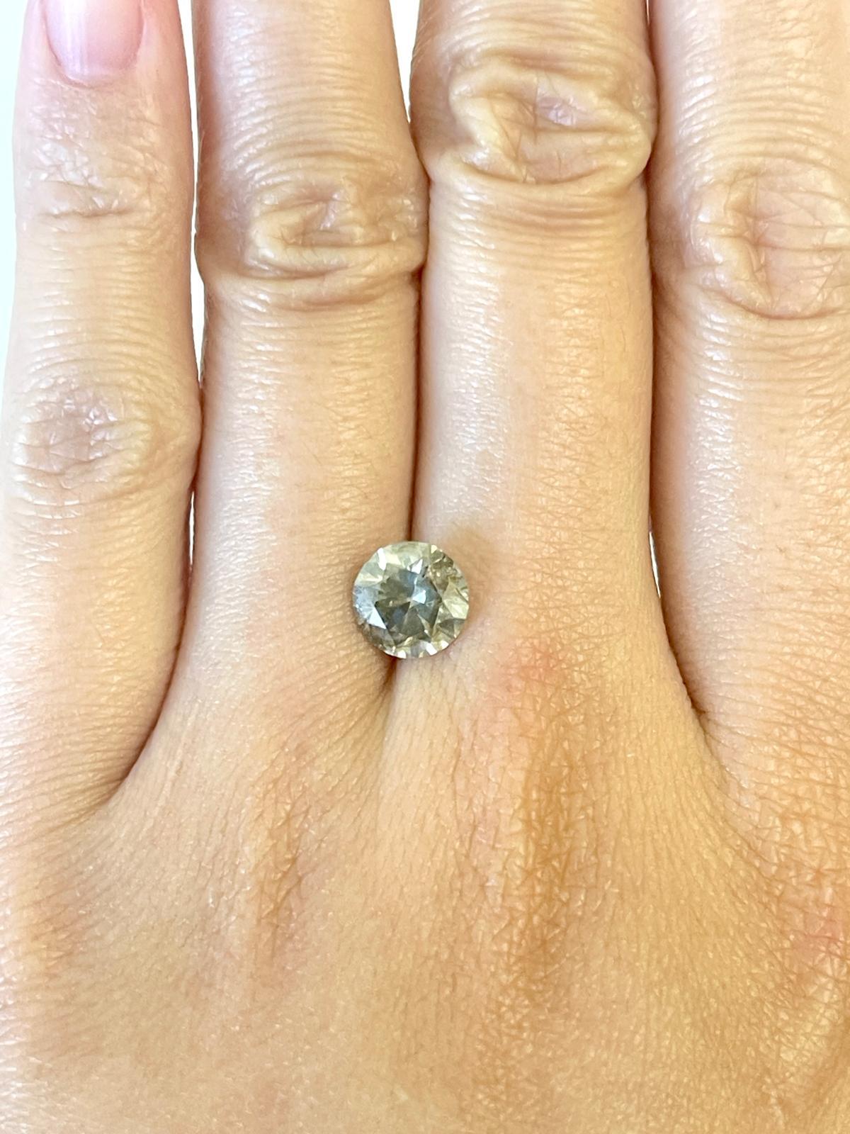 HOLIDAY SALE GIA 1.84 Carat Fancy Dark Brown Round Loose Diamond In New Condition For Sale In Great Neck Plaza, NY