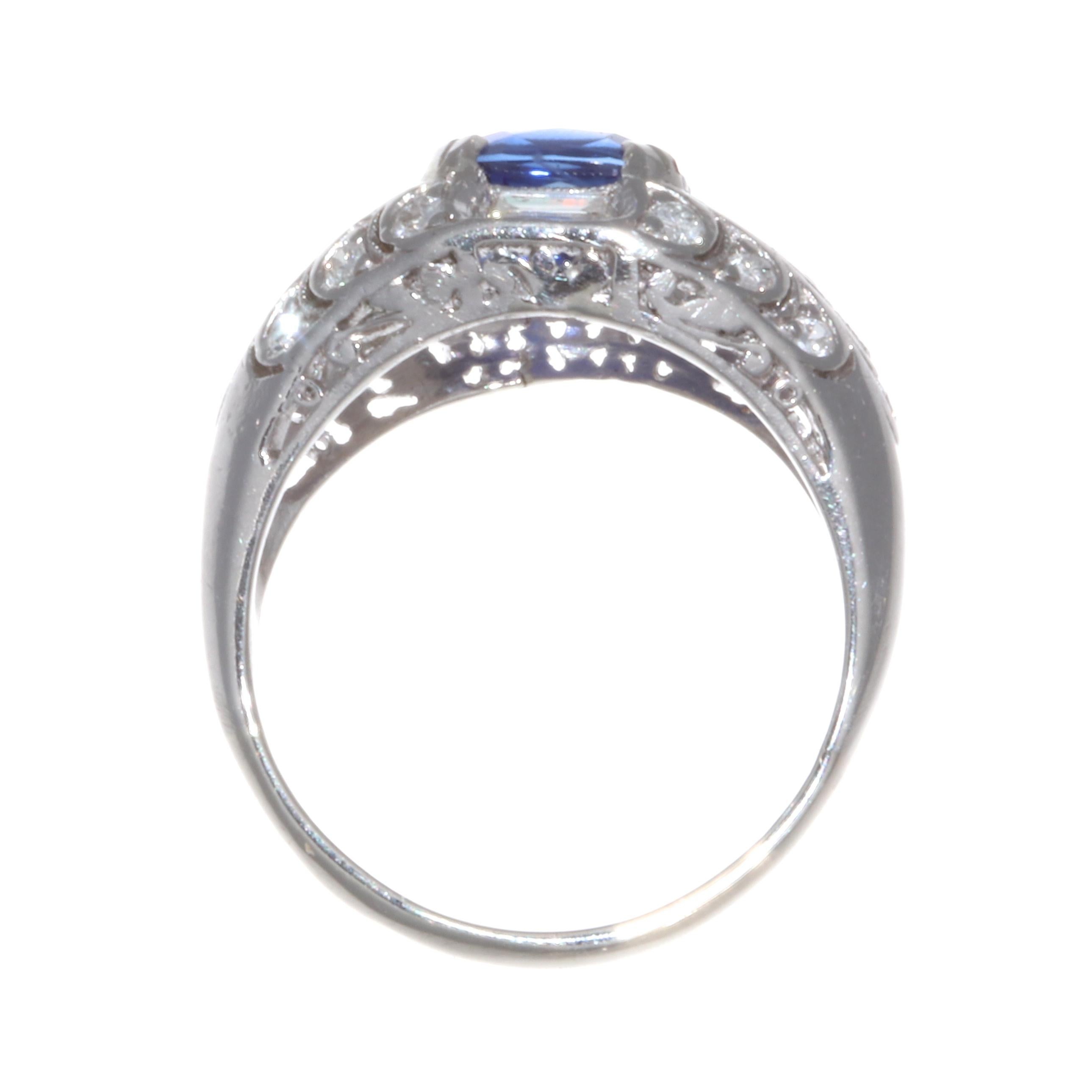 Modern GIA 1.84 Carat Madagascar Heated Sapphire Diamond Platinum Ring