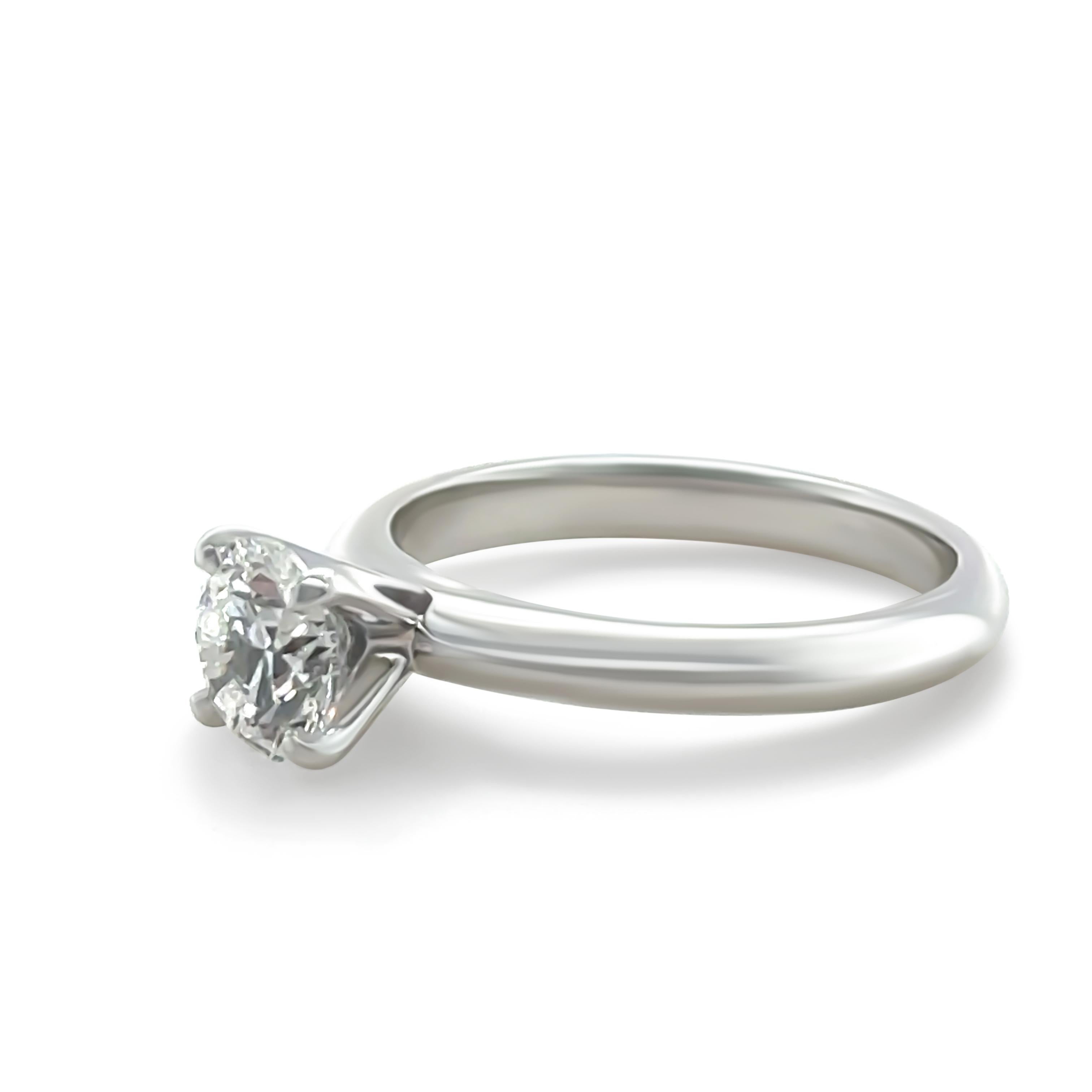 GIA 18ct White Gold Diamond Engagement Ring 0.72ct In Excellent Condition For Sale In SYDNEY, NSW