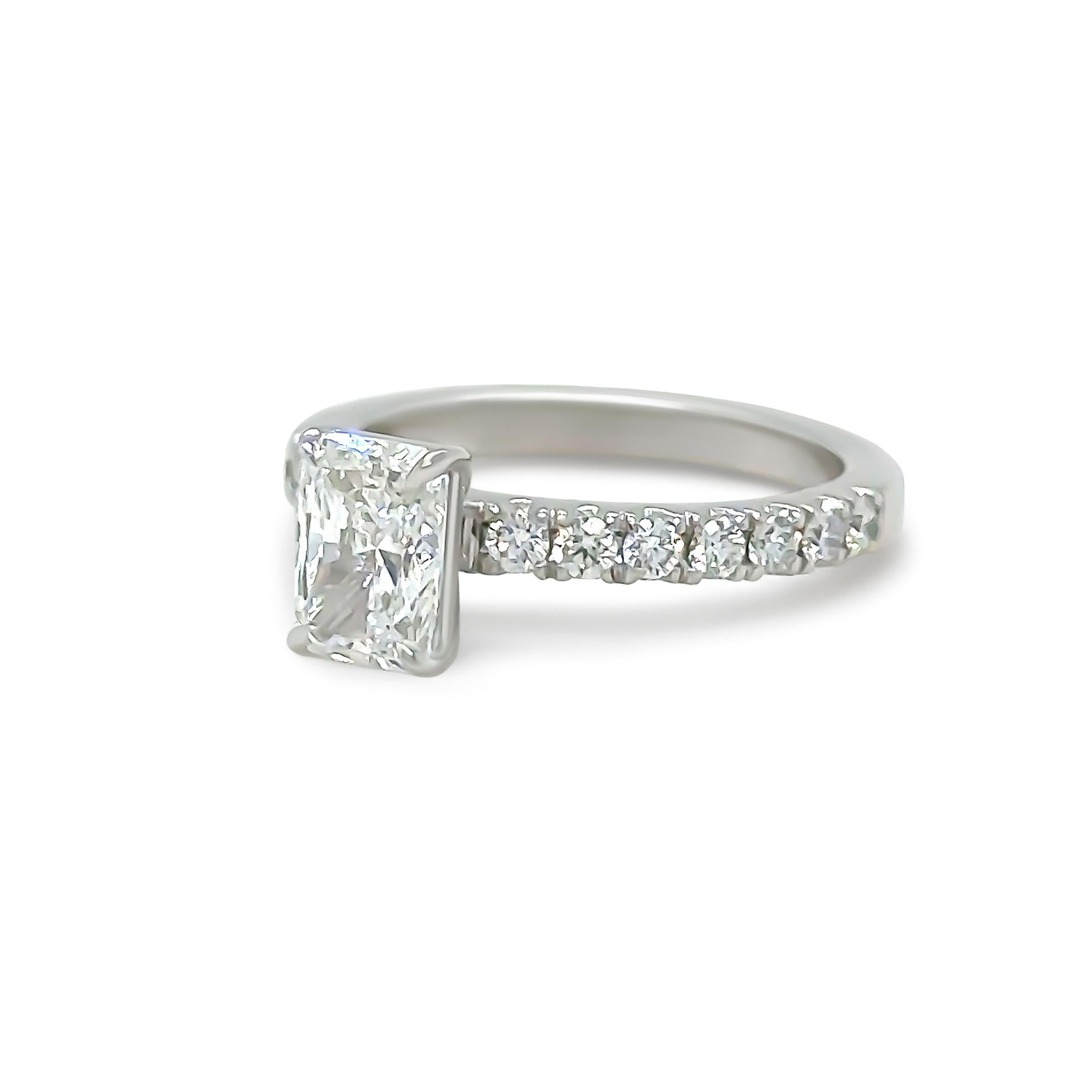 Radiant Cut GIA 18ct White Gold Diamond Engagement Ring 1.20ct For Sale