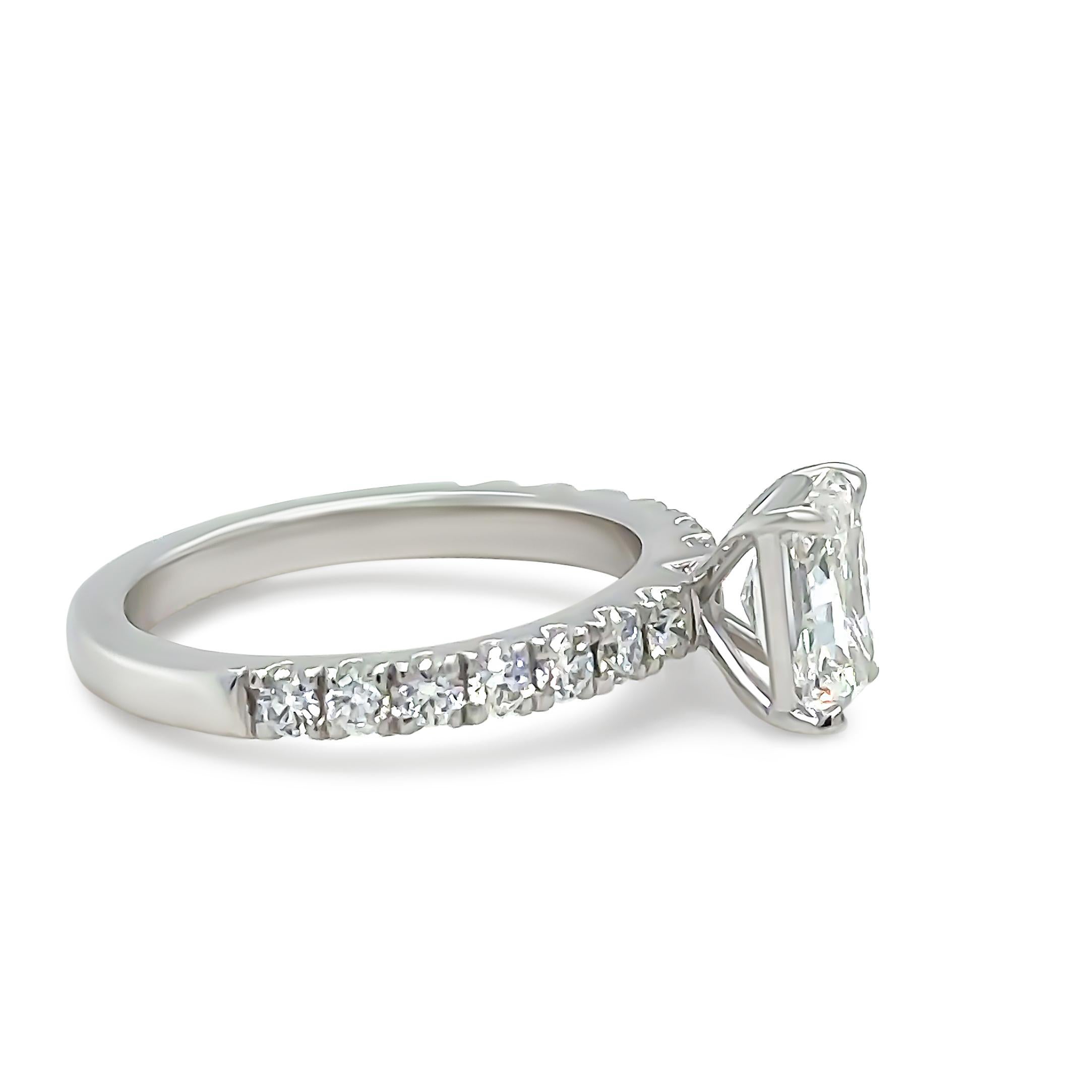 GIA 18ct White Gold Diamond Engagement Ring 1.20ct In Excellent Condition For Sale In SYDNEY, NSW