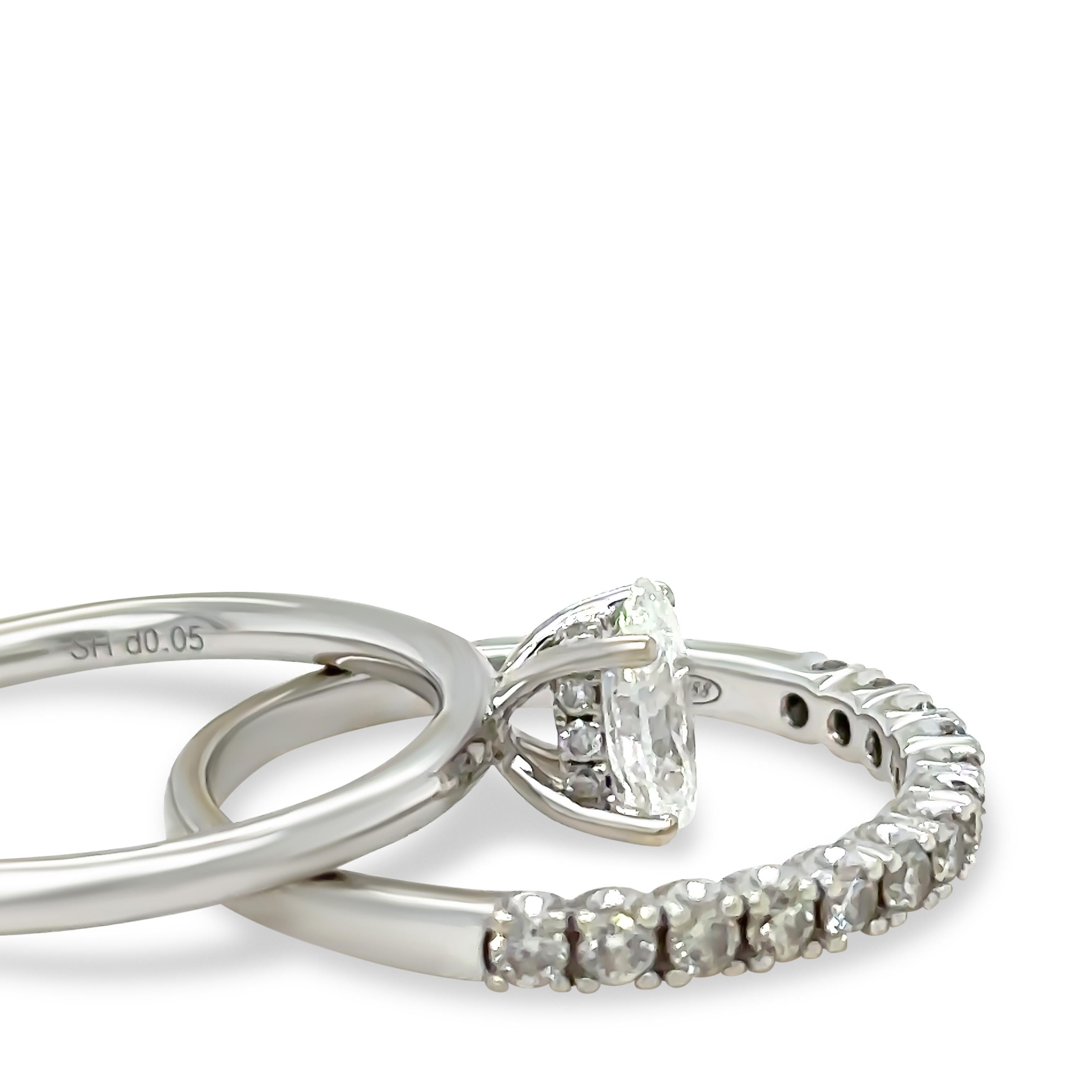 GIA 18ct White Gold Diamond Engagement Ring Set 1.04ct In Excellent Condition For Sale In SYDNEY, NSW