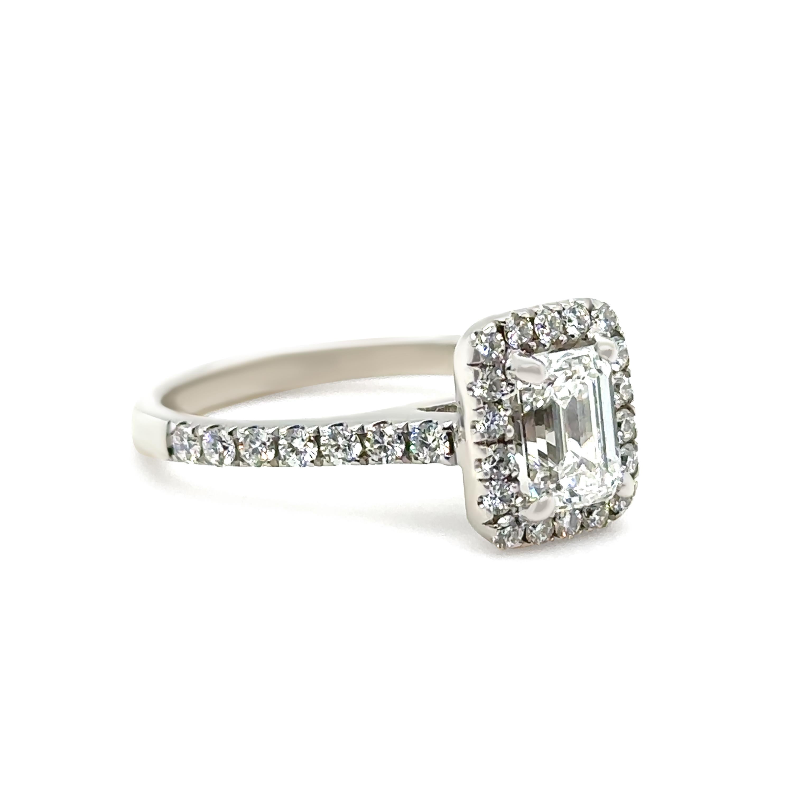 GIA 18ct White Gold Emerald Cut Diamond Engagement Ring 1.59ct For Sale 1