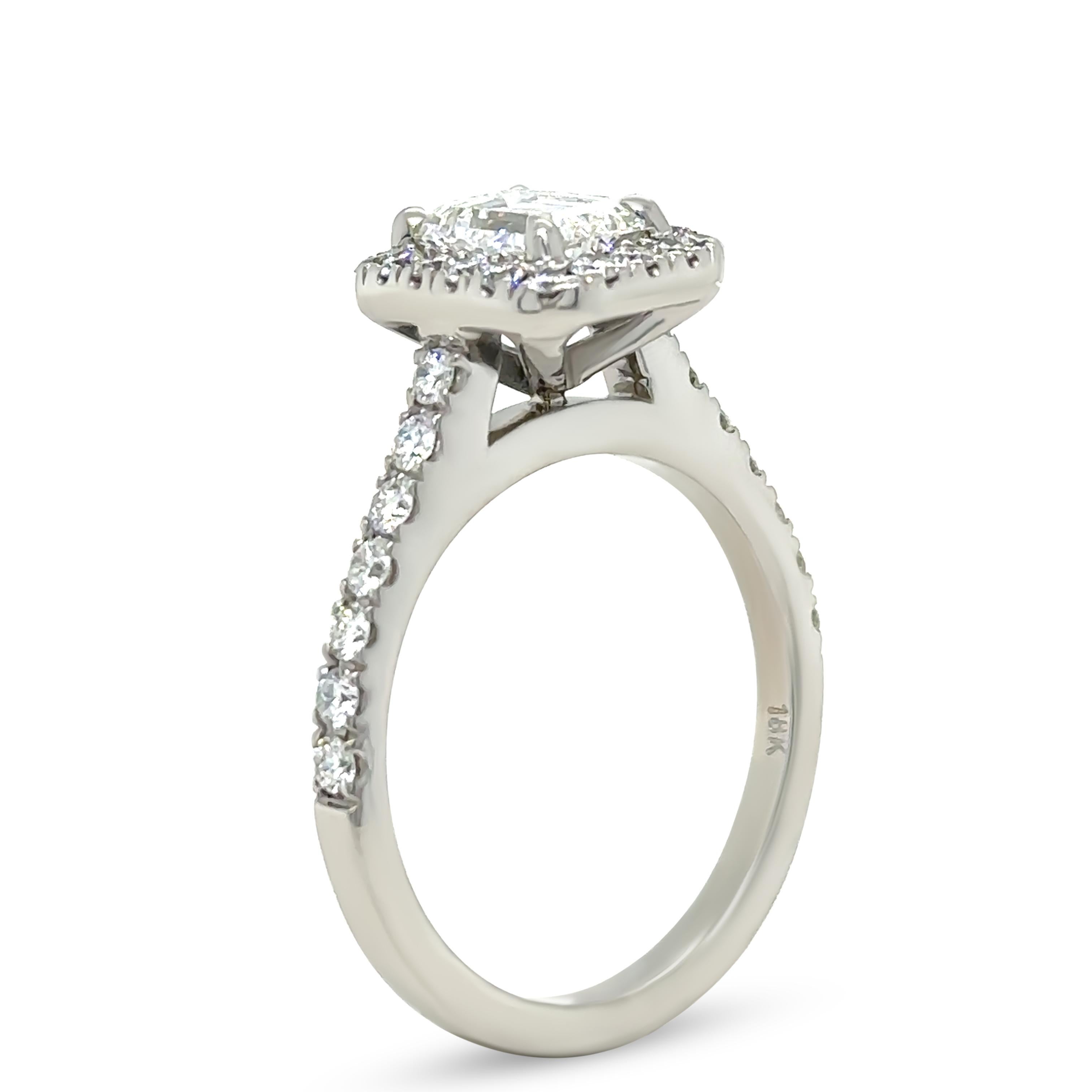 GIA 18ct White Gold Emerald Cut Diamond Engagement Ring 1.59ct For Sale 2