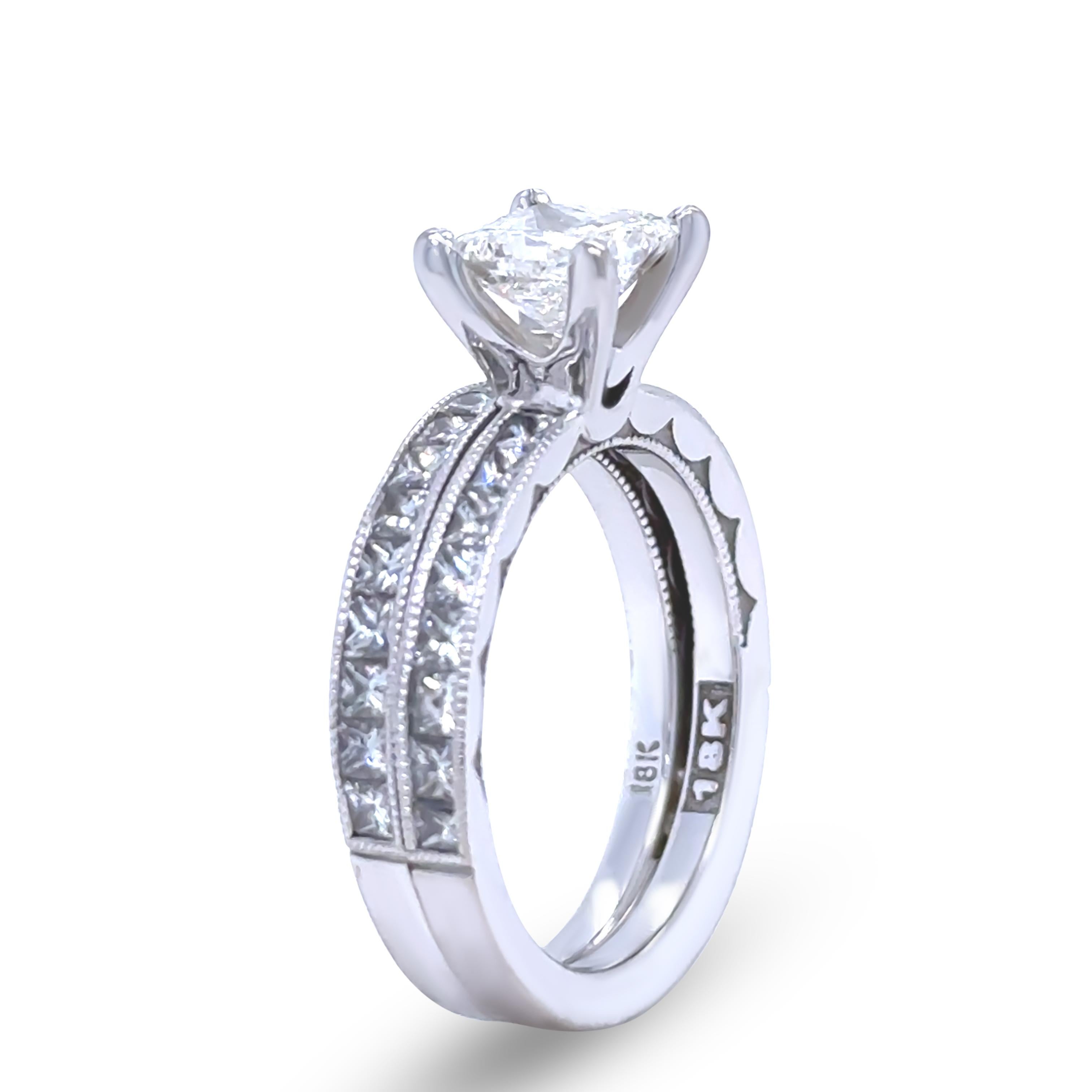 GIA Bague de fiançailles en or blanc 18ct diamant taille princesse 1.72ct 6.55g en vente 1
