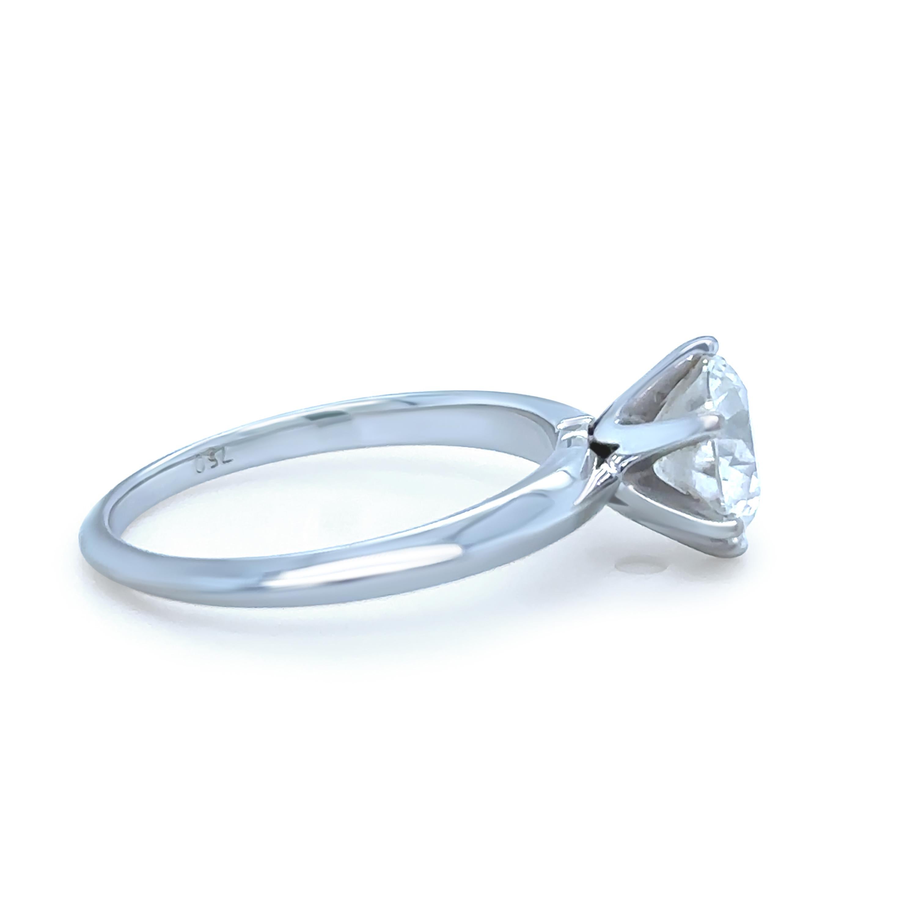 Donna Anello di fidanzamento con diamanti taglio Brilliante rotondo in oro bianco GIA 18ct 1,50ct in vendita