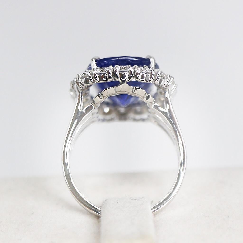 GIA 18K 10.26 ct Royal Blue Sapphire Antique Art Deco Engagement Ring en vente 4