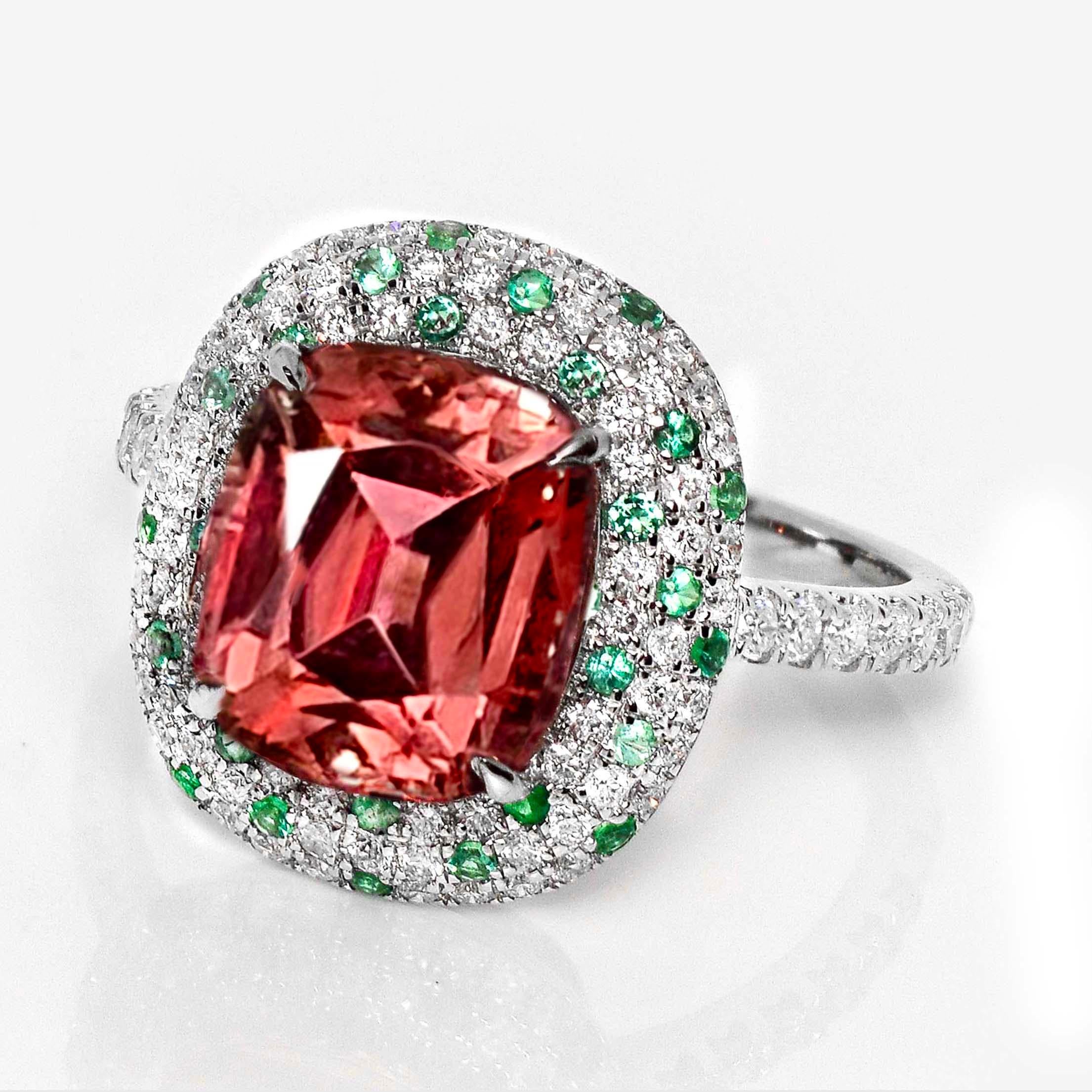 Art Déco GIA 18K 4,69 ct  Anello di fidanzamento antico con diamanti di tormalina rosa Nature Vivid Diamonds in vendita