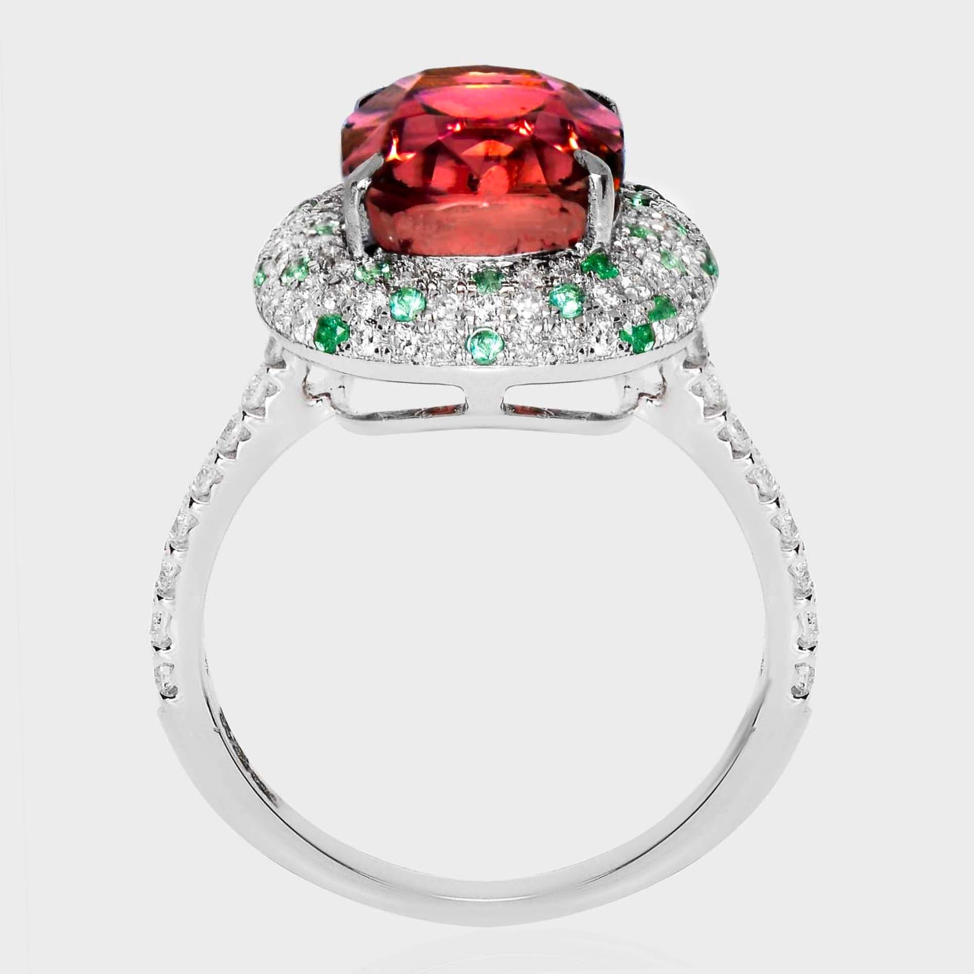 GIA 18K 4,69 ct  Anello di fidanzamento antico con diamanti di tormalina rosa Nature Vivid Diamonds In condizioni Nuovo in vendita a Kaohsiung City, TW