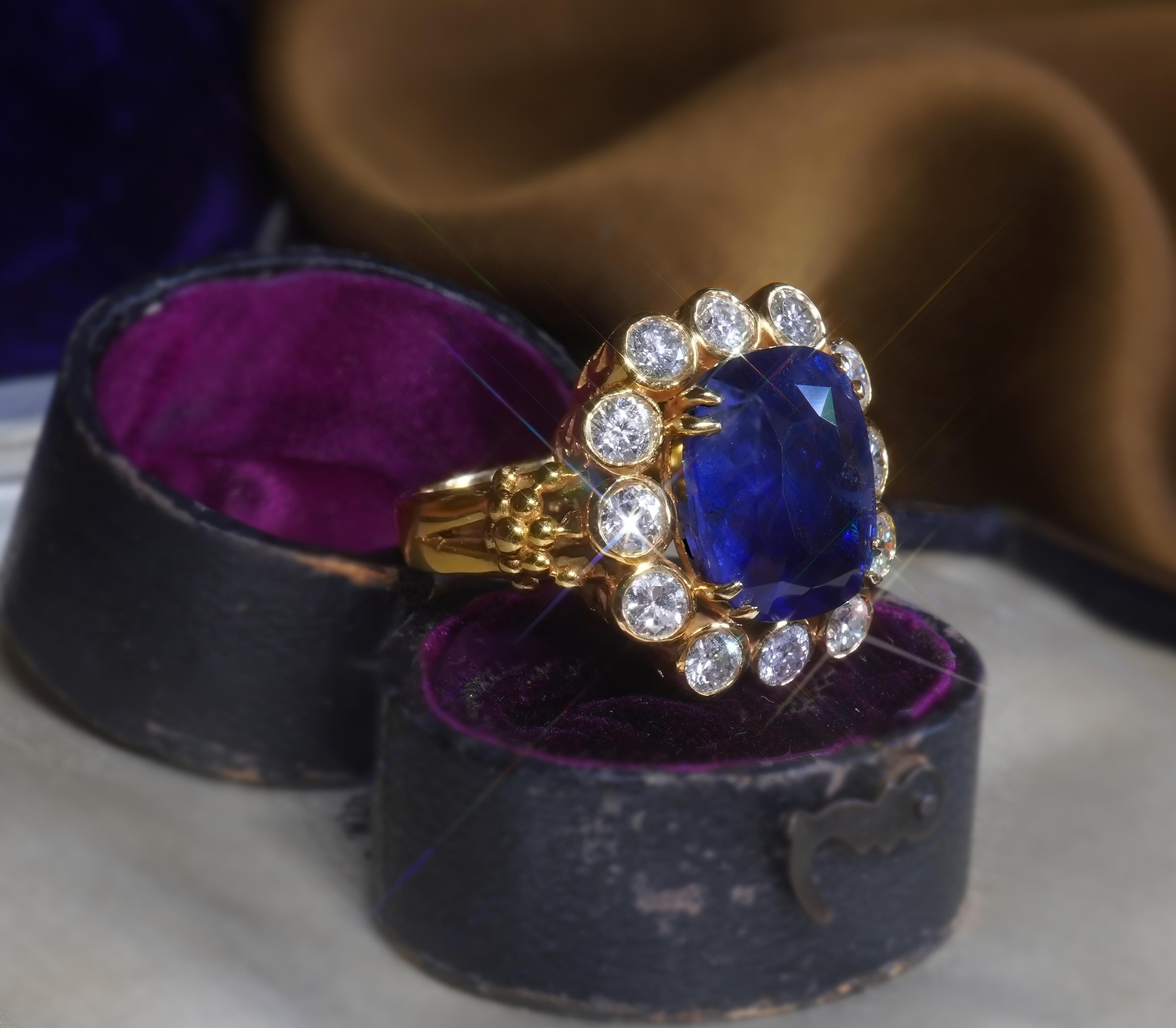 GIA 18K Blue Sapphire Diamond Ring 12.04 TCW Unheated Ceylon Gold For Sale 3