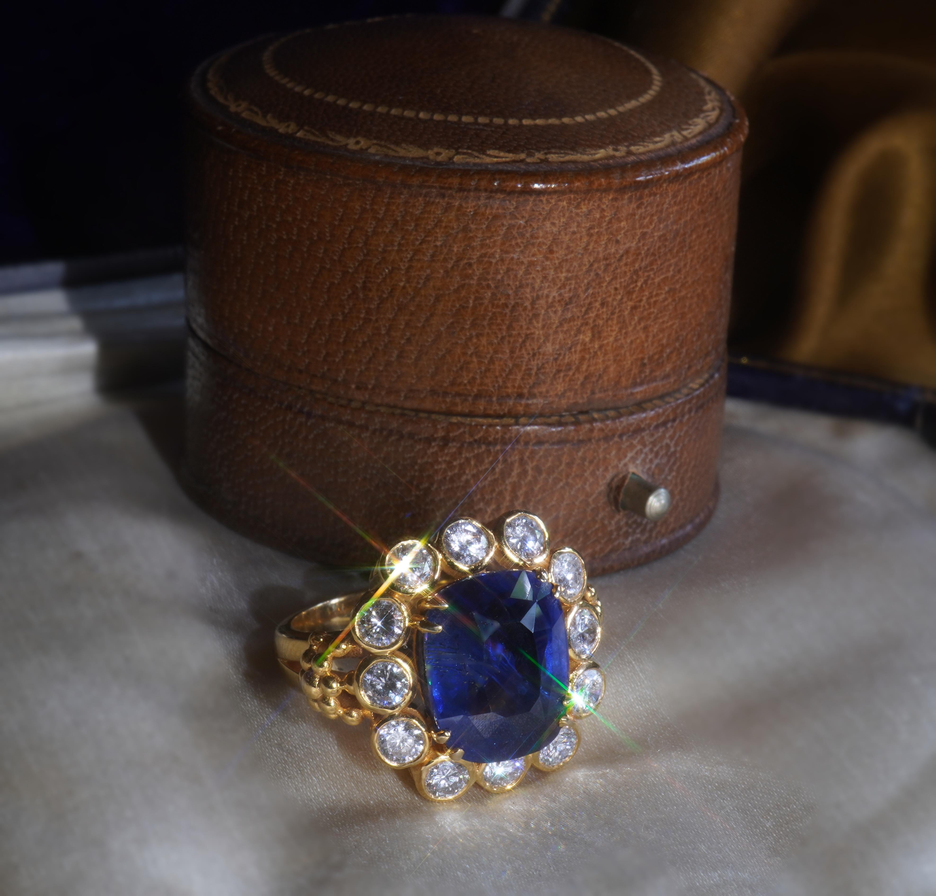 GIA 18K Blue Sapphire Diamond Ring 12.04 TCW Unheated Ceylon Gold For Sale 2