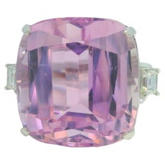 GIA 18K Gold Natürlicher lila Kunzit im Kissenschliff & natürlicher Diamant Ring
