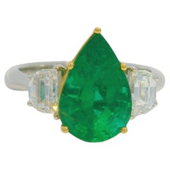 GIA 18K Gold Natural Emerald Pear Shape & Diamond Half Moon Side Stone Ring