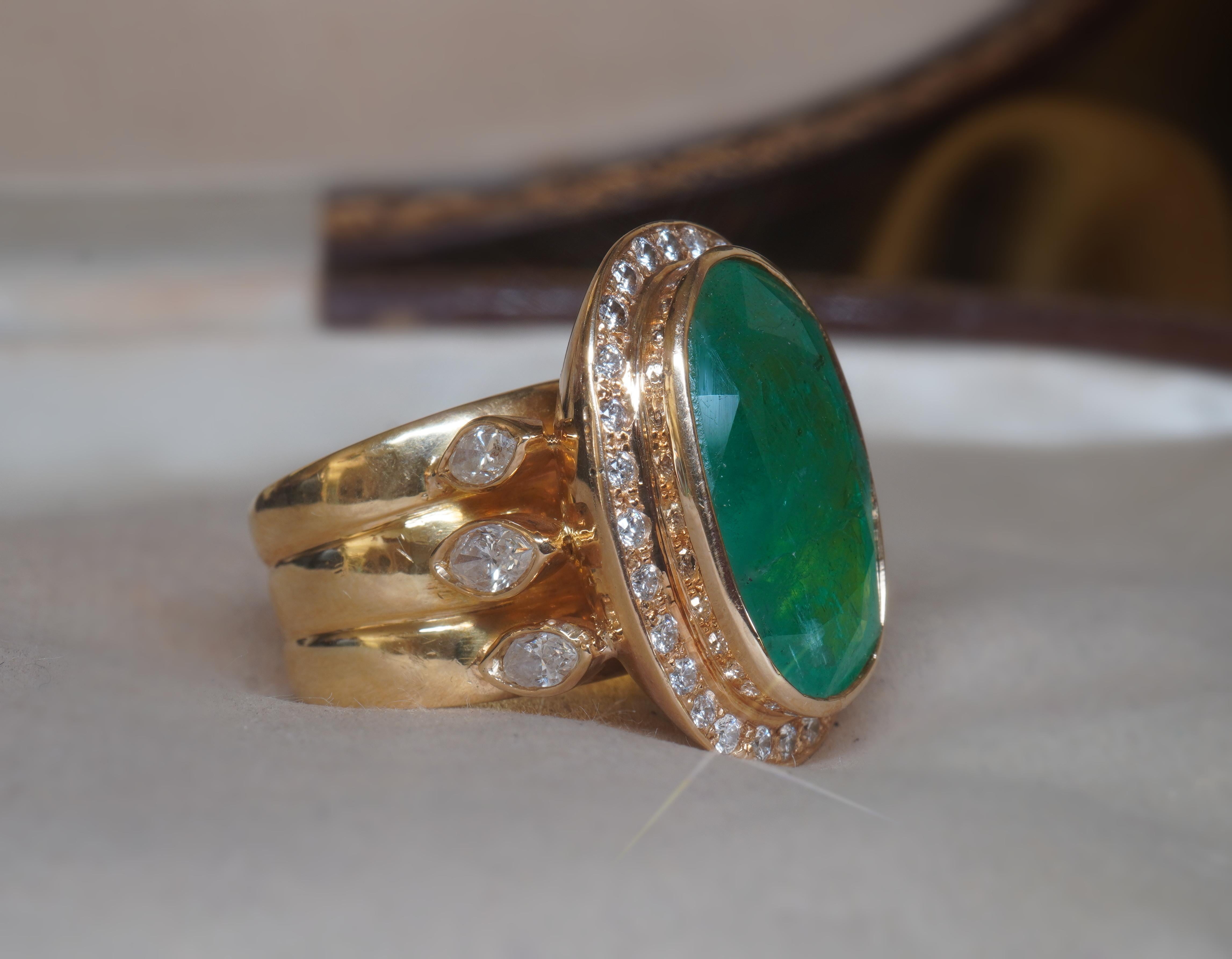 GIA 18K Green Emerald Diamond Ring Certified Huge VS Marquise Vintage 14.63 Cts For Sale 1