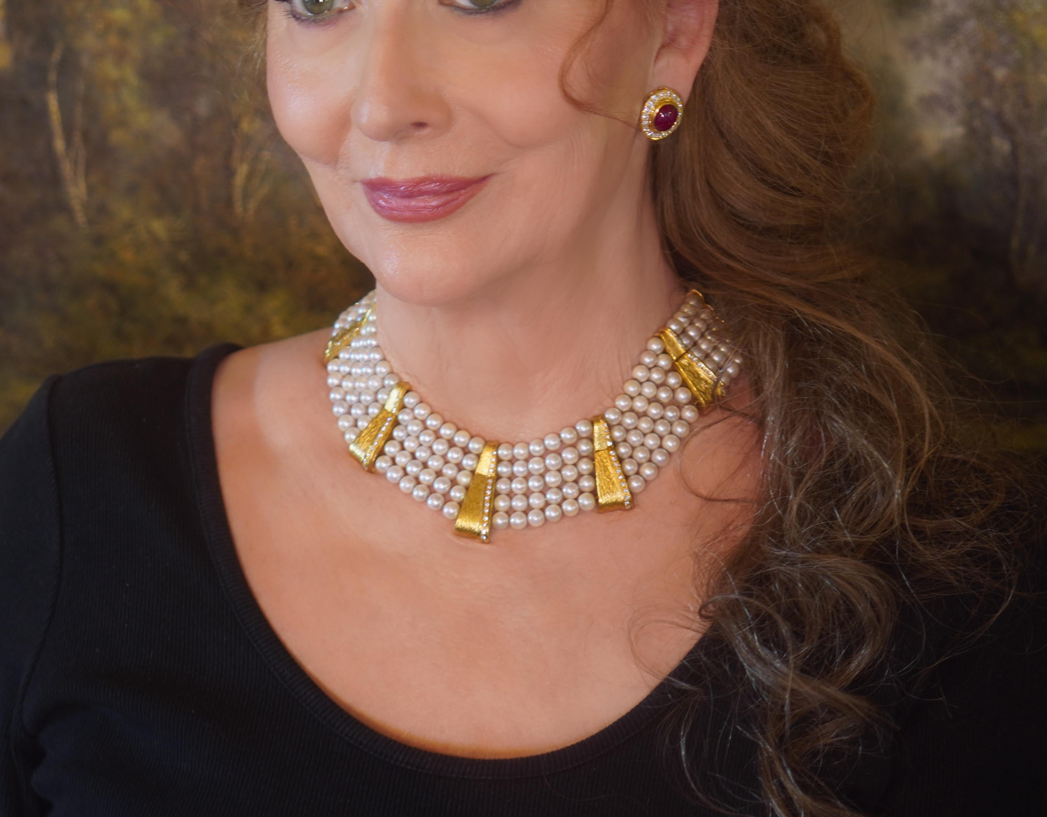 Old South Jewels präsentiert stolz...VINTAGE LUXURY... GIA ZERTIFIZIERT 18K PERLE DIAMANT VINTAGE RIESIGE HALSKETTE!  Curnis Gioielli Feinste Salzwasserperlen VVS Diamanten.... Einfach atemberaubend!    Die leuchtenden Perlen auf der massiven