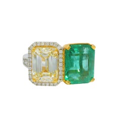 GIA 18K Two-Tone Gold Natural Diamond & Emerald Toi et Moi Ring In Stock