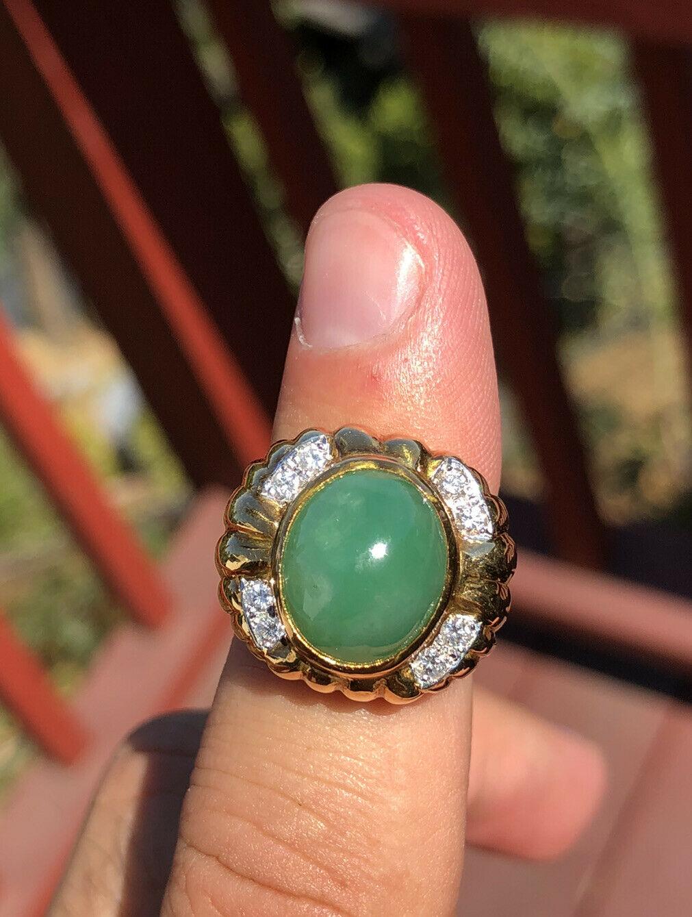 GIA 18 Karat Gold Natural Untreated Jadeite Jade A Diamond Ring 9.54 Carat 15g In Good Condition In Beverly Hills, CA