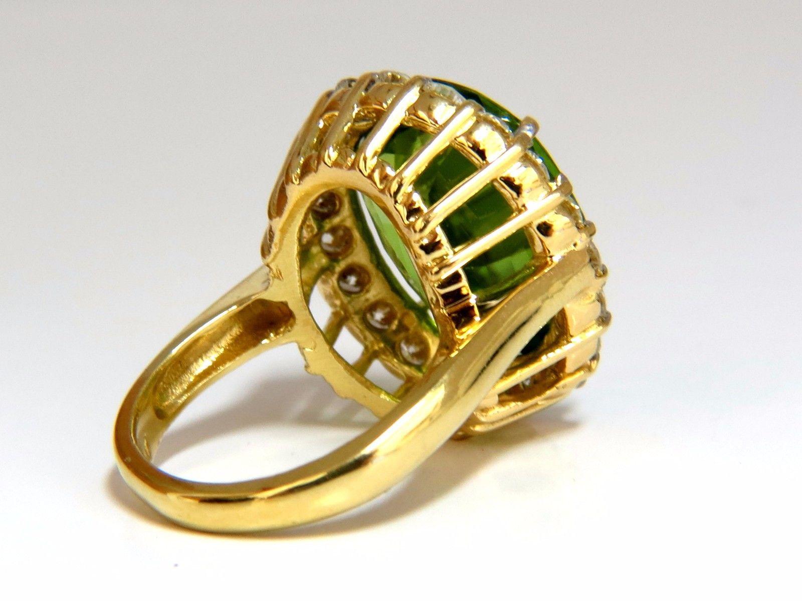 GIA 19.89 Carat Natural Vivid Green Oval Peridot Diamond Ring Halo 18 Karat 5