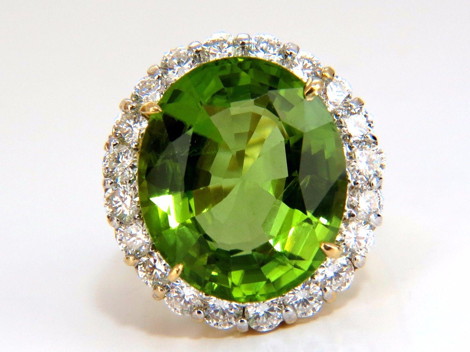 GIA 19.89 Carat Natural Vivid Green Oval Peridot Diamond Ring Halo 18 Karat 7
