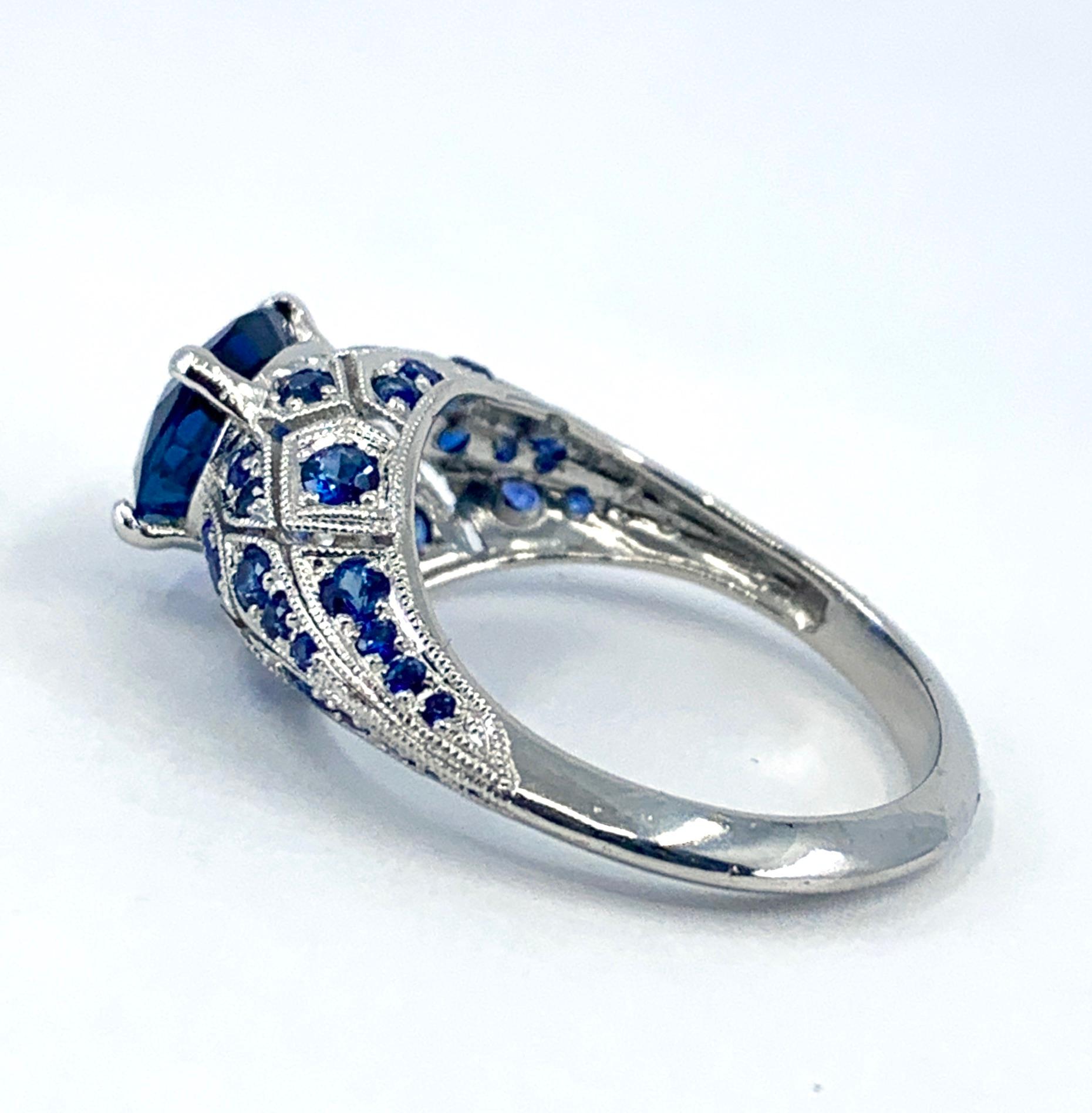 GIA-Certified 1.99 Carat Oval Sapphire in Platinum Edwardian-Style Bombe Setting For Sale 5