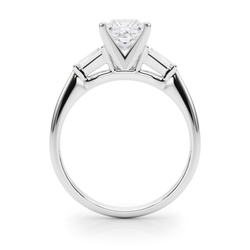 GIA Bague à diamant en or blanc 18K de 1ct Princesse à trois pierres Baguette effilée Neuf - En vente à New York, NY