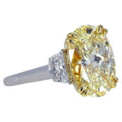 GIA 2 Carat Fancy Light Yellow Oval Diamond Ring