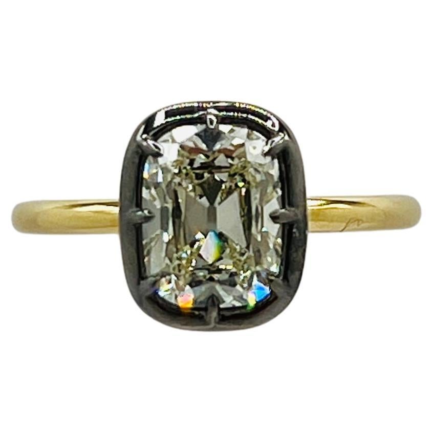 GIA 2 Karat Old Mine Solitär Ring in Lünette Schwarz Rhodium 
18K Gelbgold im Angebot