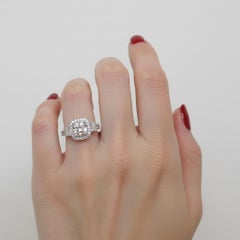 GIA Anello di fidanzamento con diamante aureolato a cuscino da 2,00 carati in oro bianco 18 carati 3,36 CTW