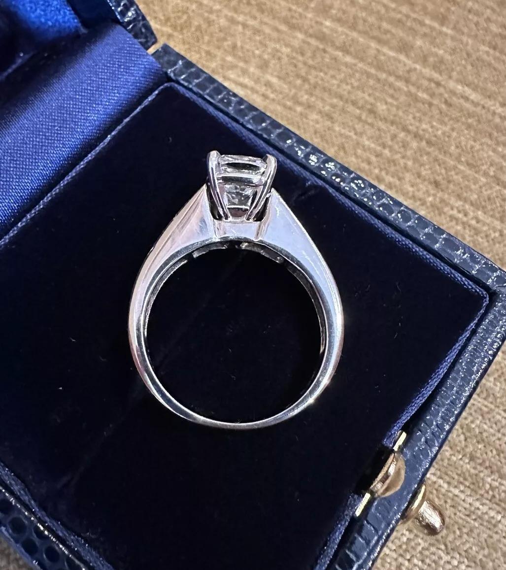 GIA 2.00 carat Natural Cushion Cut Diamond Ring J-SI1 in 14k White Gold For Sale 1