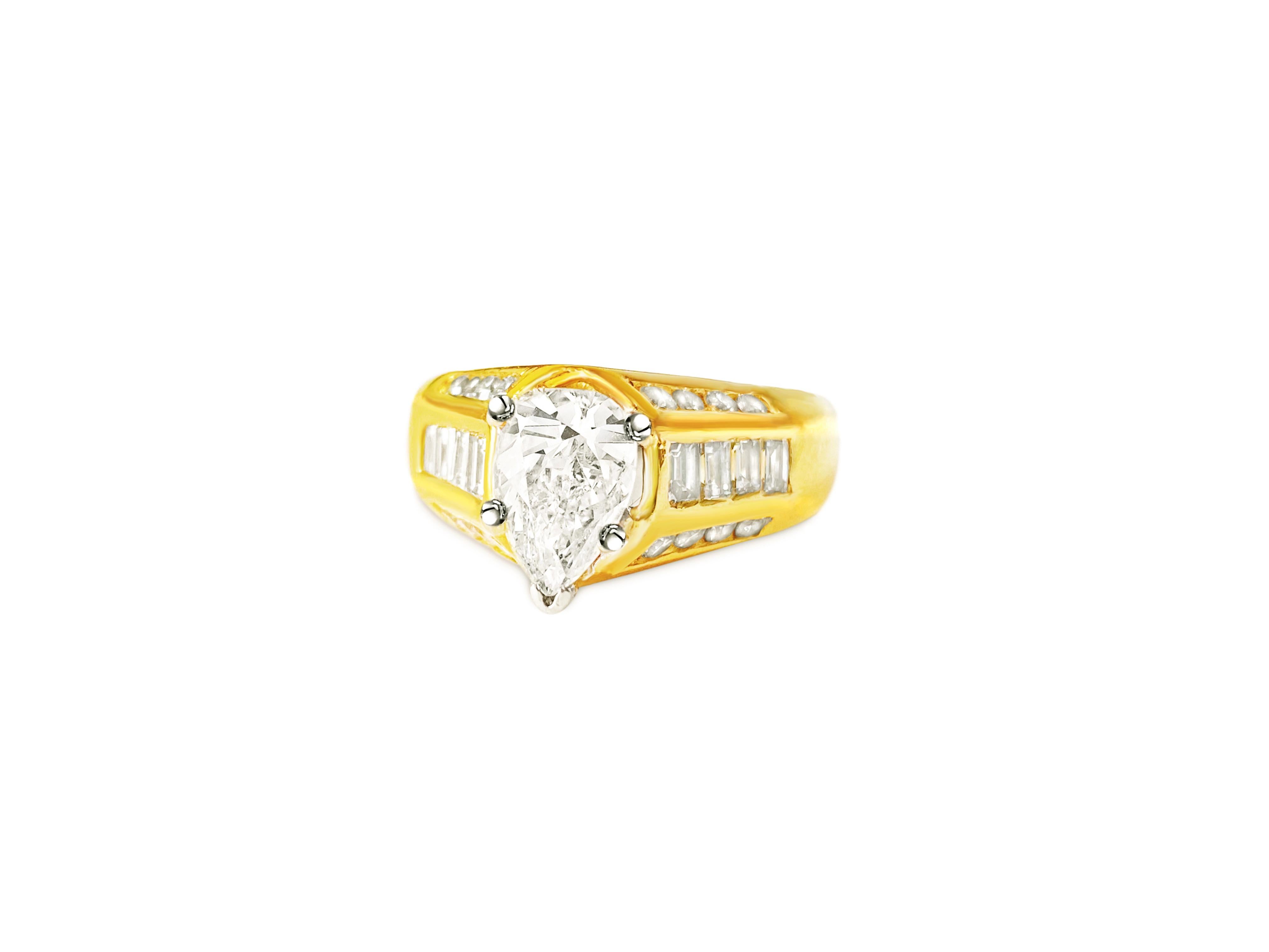 *GIA* 2.00 CT Diamond Engagement Ring in 18K Gold. For Sale 2