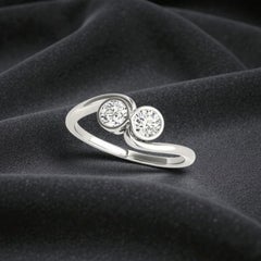 GIA 2.00 Cts E VVS1 Round Brilliant Toi Et Moi Infinity Bezel Set Ring 18K Gold
