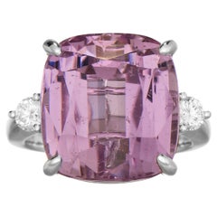 GIA 20.03 Carats Kunzite and Diamond White Gold Cocktail Ring