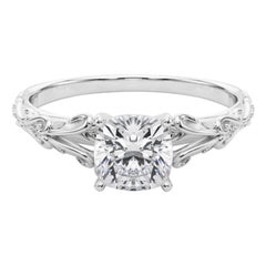GIA 2.00ct Cushion Vintage 3-Stone Heart & Vine  Anello con diamante