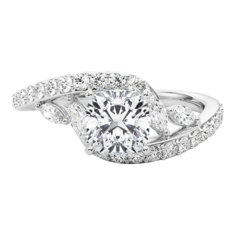 GIA 2.01 Carat Cushion Curved Bypass Leaf & Vine (feuille et vigne)  Bague en diamant