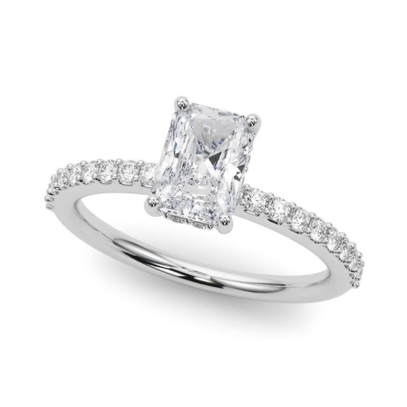 Taglio radiant GIA 2.01 Carati Radiant Halo Shared Prong Eternity  Anello con diamante in vendita