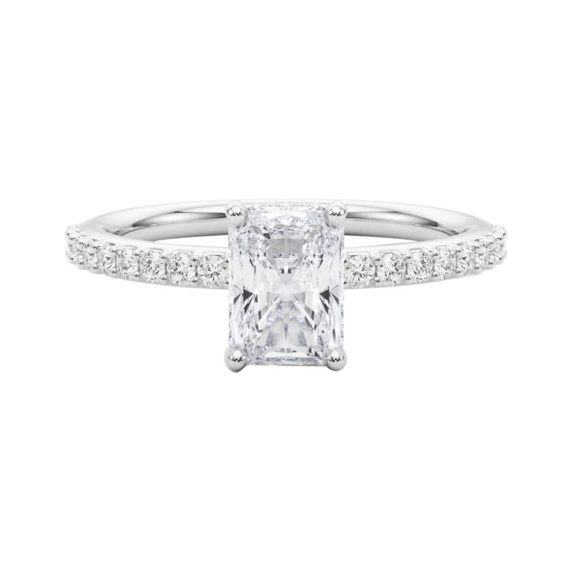 GIA 2.01 Carati Radiant Halo Shared Prong Eternity  Anello con diamante